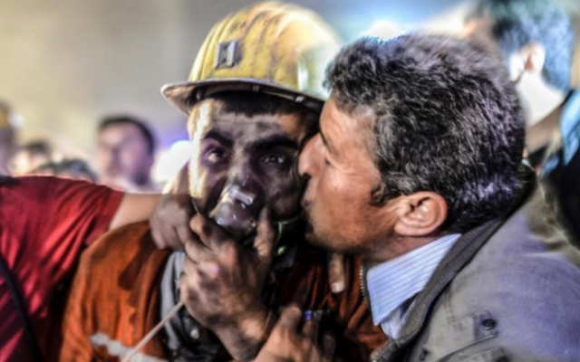 Những vụ giải cứu tai nạn hầm mỏ thần kỳ nhất thế giới - 2