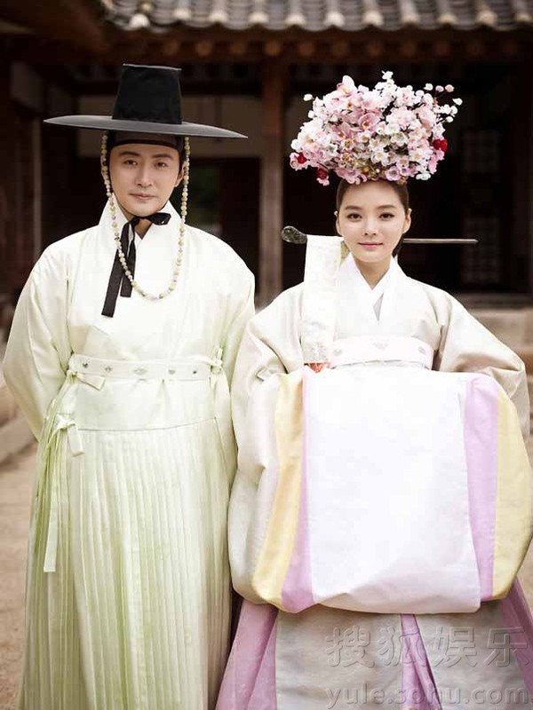 Khám phá phong tục cưới hỏi cổ truyền Hàn Quốc