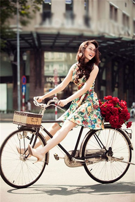Thời trang xe đạp cực chất của sao Việt - 10