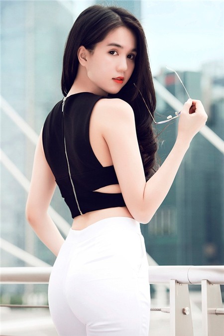 6 sao nữ sexy nhất showbiz Việt sống thử trước hôn nhân