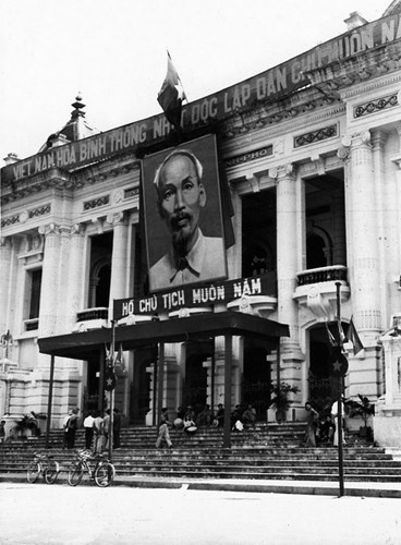 Nhà Hát Lớn ngày 10/10/1954