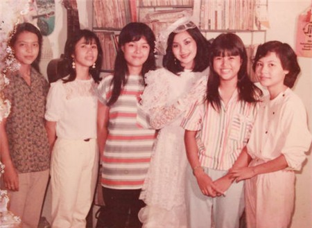 Những quý bà, quý cô nổi tiếng showbiz Việt nhiều lần cưới xin 16