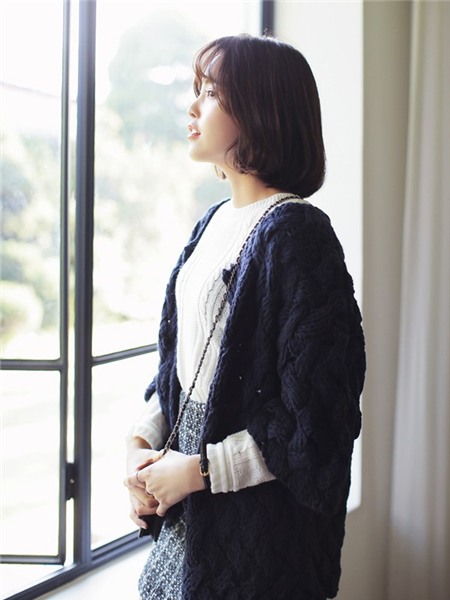 Mặc cardigan đẹp: 1 b&agrave;i to&aacute;n với nhiều c&aacute;ch giải 29