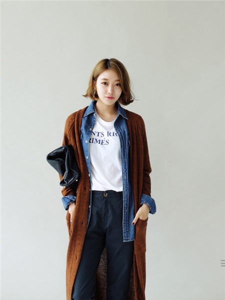 Mặc cardigan đẹp: 1 b&agrave;i to&aacute;n với nhiều c&aacute;ch giải 3