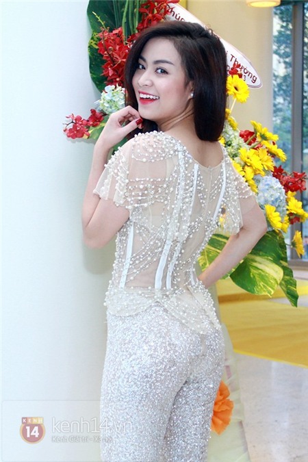 6 người đẹp Việt luôn ổn với phong cách gợi cảm, quyến rũ 30