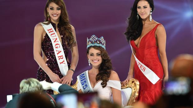 Khán giả trên khắp toàn cầu cũng có cơ hội được chọn ra hoa hậu thế giới. Các cuộc thi Hoa hậu Bãi biển, Hoa hậu Thể thao, Hoa hậu Tài năng và Hoa hậu Nhân ái được tổ chức trong khuôn khổ cuộc thi này.