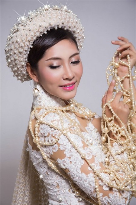Áo dài 5 tỷ của Đặng Thu Thảo gây choáng - 5