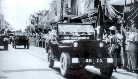 Đoàn quân Điện Biên Phủ tiến về Hà Nội