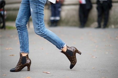 8 sai lầm n&ecirc;n tr&aacute;nh khi lựa chọn trang phục ng&agrave;y thu 8