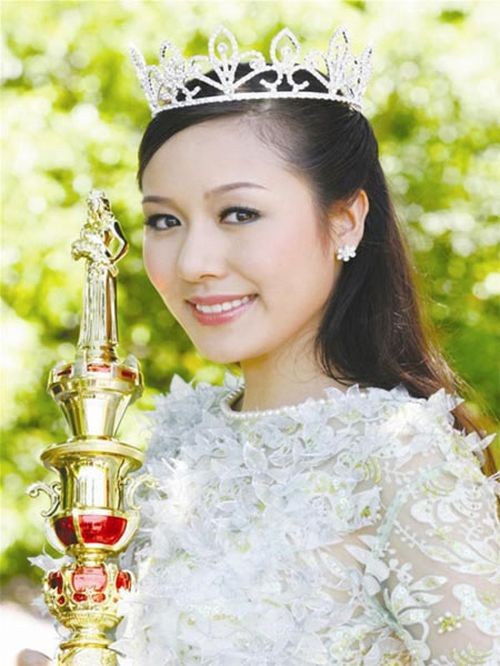Hoa hậu Ngô Phương Lan