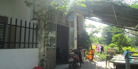 Ng&ocirc;i nh&agrave; nơi chị Huyền bị &eacute;p phục vụ những tr&ograve; th&uacute; t&iacute;nh.