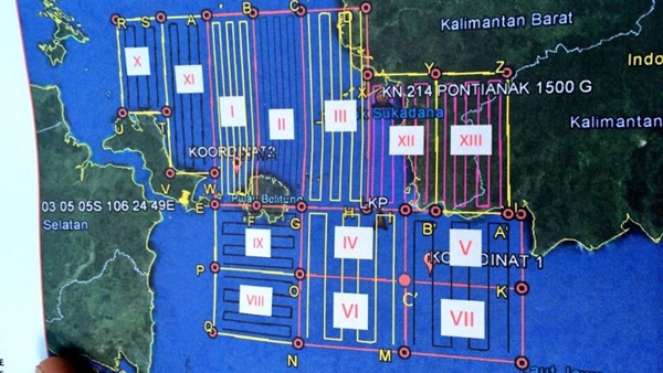 Vị trí 13 khu vực tìm kiếm QZ8501. Ảnh: Channel News Asia