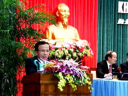 Phó Chủ tịch UBND TP Đà Nẵng Võ Duy Khương trình bày về đất tái định cư trên địa bàn thành phố