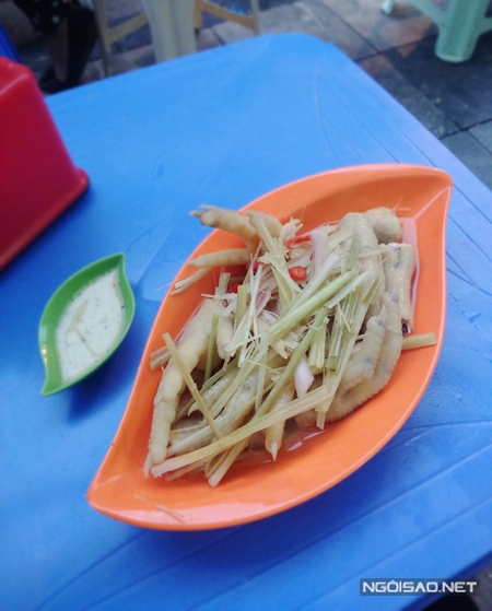 list-quan-chan-ga-hap-sa-tuyet-voi-ong-mat-troi-o-ha-noi-ivivu-1