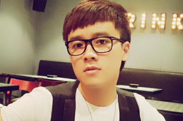 Sau một thời gian dài vắng bóng, chàng MC một thời của Tạp chí MTV trở lại với vai trò người dẫn chương trình của chương trình Bài hát Việt năm 2015 và vai trò biên tập viên âm nhạc. 