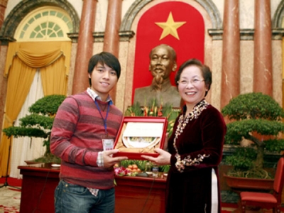 Những sinh viên Việt xuất sắc được vinh danh trên thế giới