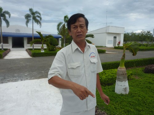 Ông Nguyễn Trung Hiếu với trang trại trị giá gần 6 triệu USD.