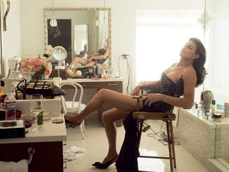 Bruce Jenner khát khao trở thành phụ nữ từ khi chưa lập gia đình