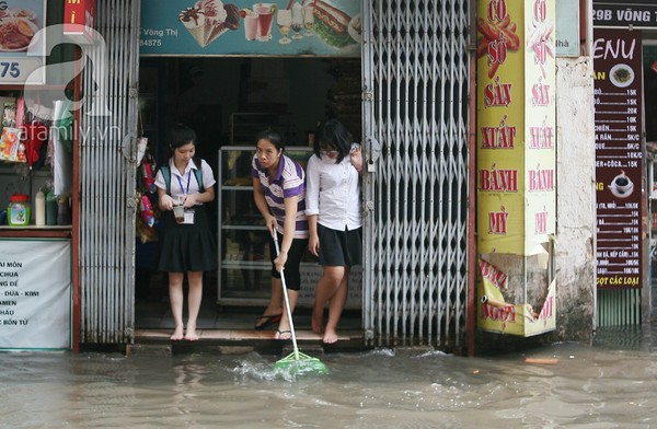 mưa ngập