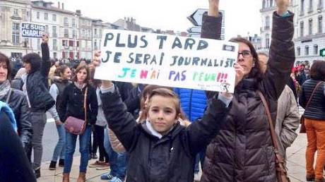Biển người tuần hành phản đối khủng bố tại Pháp