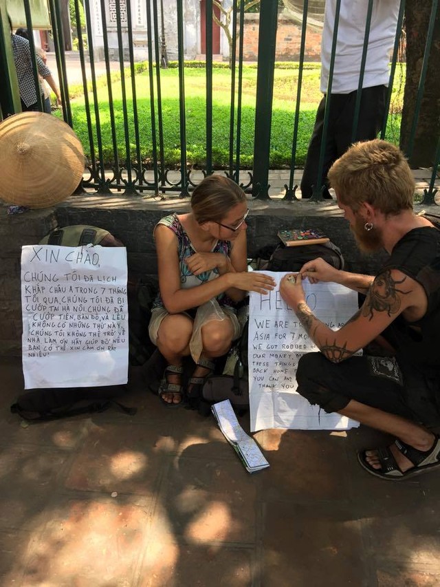 cặp đôi xin tiền ở Việt Nam