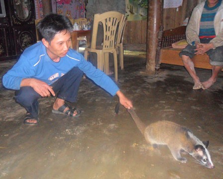   “Cao thủ” săn rùa vàng Bùi Văn Mận.