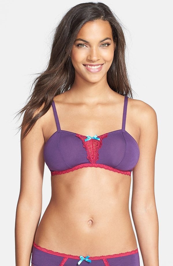  8 kiểu &aacute;o l&oacute;t mọi c&ocirc; g&aacute;i cần c&oacute; trong tủ