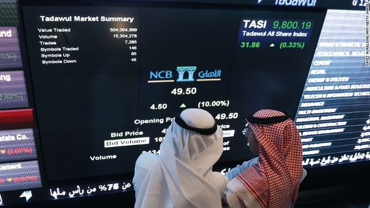 Ả Rập Saudi đang bị ảnh hưởng nặng vì giá dầu mỏ. Ảnh: CNN