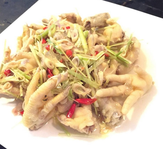 list-quan-chan-ga-hap-sa-tuyet-voi-ong-mat-troi-o-ha-noi-ivivu-3