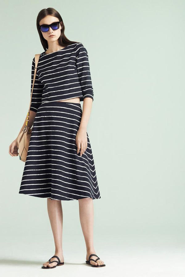 ch&acirc;n v&aacute;y midi