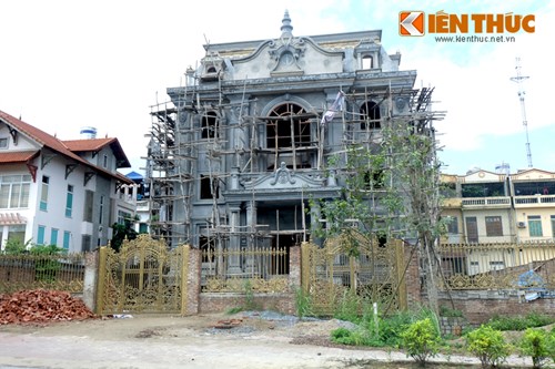 - Hình 3 Do hoanh trang giat minh cua lau dai dai gia Lao Cai-Hinh-3