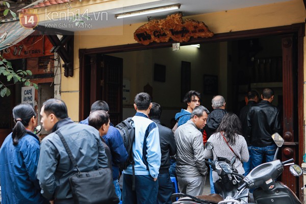 qu&aacute;n ăn, phở B&aacute;t Đ&agrave;n, xếp h&agrave;ng, h&agrave;ng qu&aacute;n, b&uacute;n mắng, phở chửi, qu&aacute;n-ăn, phở-B&aacute;t-Đ&agrave;n, xếp-h&agrave;ng, h&agrave;ng-qu&aacute;n, b&uacute;n-mắng, phở-chửi,