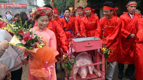 Chém lợn là nghi thức không dễ bỏ ở làng Ném Thượng (Bắc Ninh)