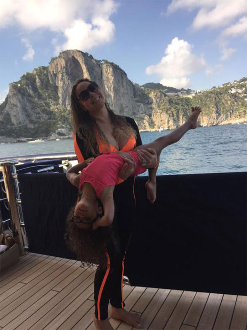Mariah Carey đi nghỉ cùng người tình tỷ phú