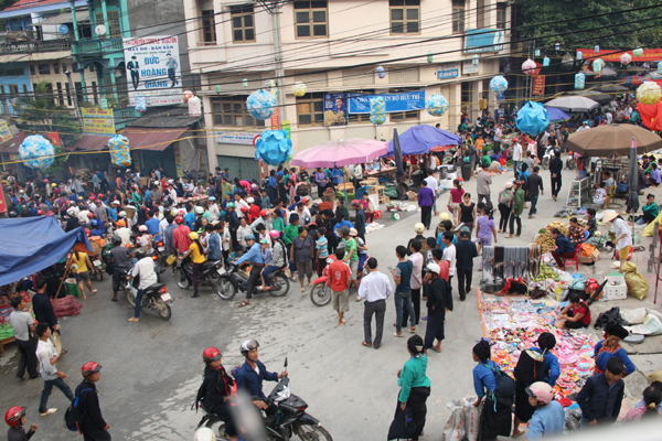 chợ phiên 1