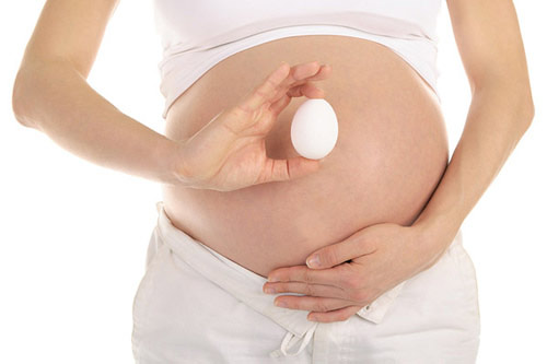 Trứng là một trong những món ăn bổ sung lượng canxi lớn giúp thai nhi phát triển tốt. 	Ảnh: T.L