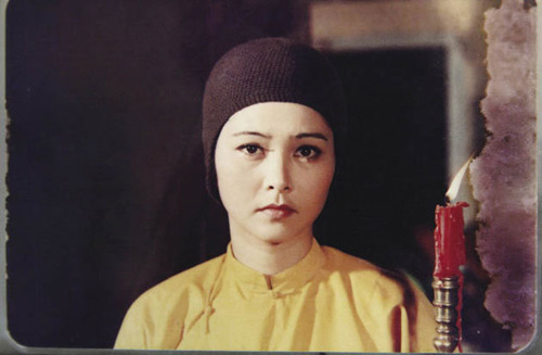 ni cô Huyền Trang