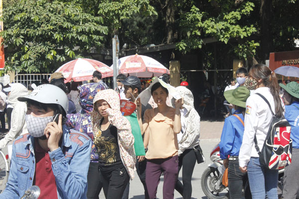 Ngày 25/5: Tia UV có mức ảnh hưởng cao tại Hà Nội, Đà Nẵng và TP.HCM - Ảnh 1.