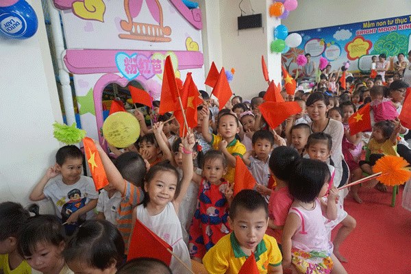 Nghề giáo viên hiện nay ngày càng áp lực. Ảnh minh họa: Q.Anh