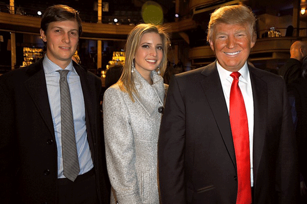 
Cặp đôi trai tài gái sắc đã giúp ông Trump tỏa sáng trên đấu trường chính trị.
