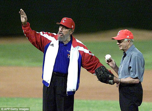 
Đến năm 2002, cũng tại thủ đô Havana, chủ tịch Fidel Castro đã mời cựu tổng thống Mỹ, Jimmy Carter cùng chơi môn thể thao bóng chày tại Havana.
