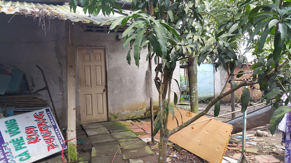Phòng trọ nơi phát hiện xác nạn nhân. Ảnh CAND.