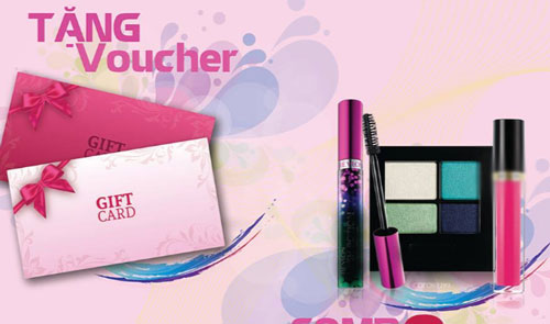 Tặng voucher đang là xu hướng của nhiều phụ huynh.