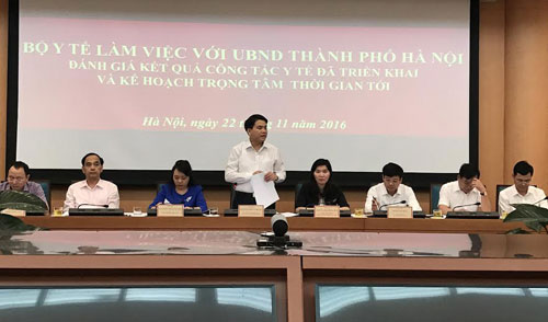 Chủ tịch UBND TP Hà Nội Nguyễn Đức Chung phát biểu tại buổi làm việc.