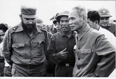 Lãnh tụ Fidel Castro và Thủ tướng Việt Nam Phạm Văn Đồng - tháng 9 năm 1973. Ảnh: Phòng lưu trữ Cách mạng/Tạp chí Cubadebate