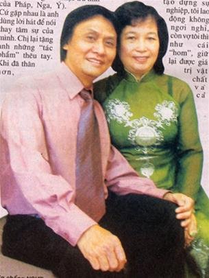 
Bức ảnh hiếm hoi của vợ chồng nghệ sĩ Quang L&yacute; được tiết lộ c&aacute;ch đ&acirc;y đ&atilde; 10 năm
