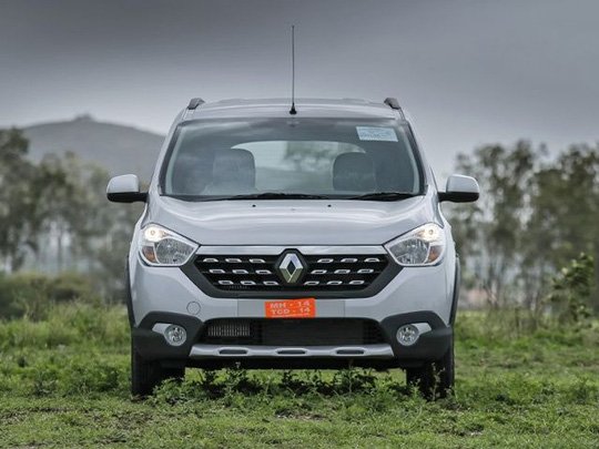 Renault Lody Stepway mới được trang bị khối động cơ diesel, dung t&iacute;ch 1.5 l&iacute;t với hai phi&ecirc;n bản gồm bản c&ocirc;ng suất 83 m&atilde; lực đi k&egrave;m với hộp số s&agrave;n 5 cấp v&agrave; bản 108 m&atilde; lực kết hợp với hộp số s&agrave;n 6 cấp.