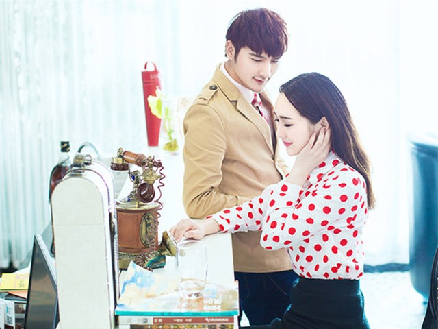 
Cô ấy tuy không xinh đẹp lộng lẫy nhưng rất ưa nhìn, ăn nói thì nhỏ nhẹ, có duyên. Nhìn vẻ bề ngoài, cô ấy đúng chuẩn mẫu người của gia đình… (Ảnh minh họa)
