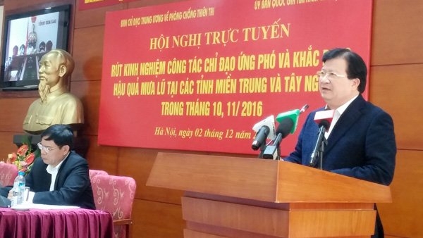 
Phó Thủ tướng Trịnh Đình Dũng đánh giá một số địa phương còn chủ quan trong phòng chống mưa lũ.
