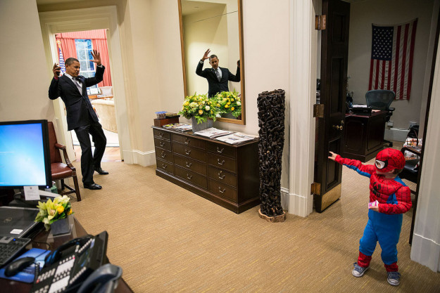
Nhà Trắng thất thủ vì một Spider man cao chỉ cỡ 1 mét.

